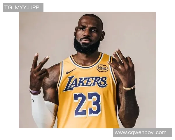 勒布朗詹姆斯如何将力量与技巧完美结合成就伟大篮球生涯