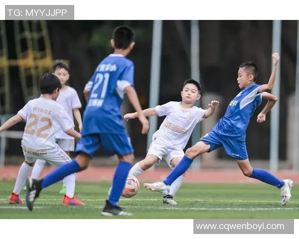 我想观看那位足球明星的精彩比赛和个人魅力展现